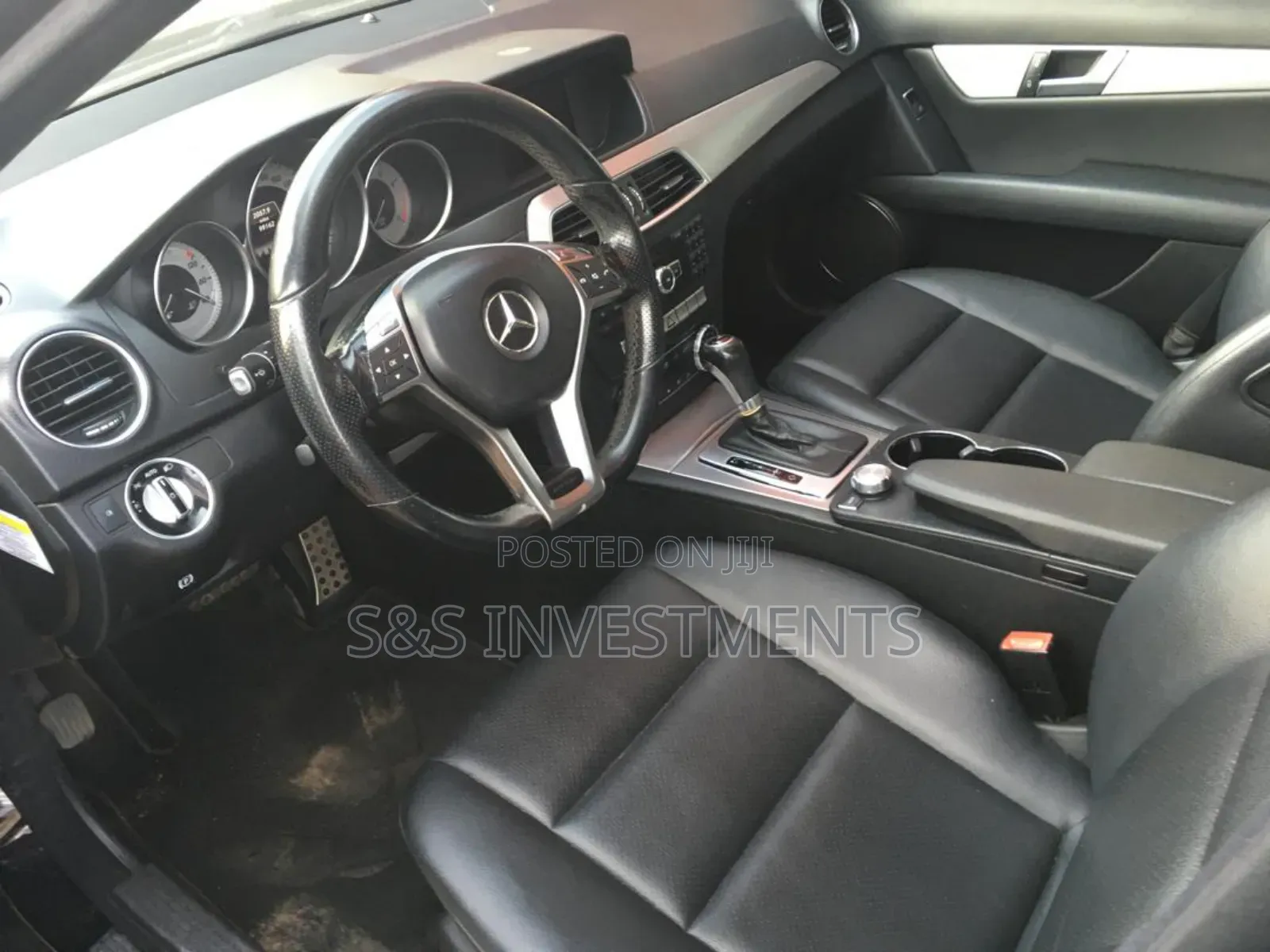Mercedes-Benz C300 2014 Black