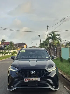 Toyota Highlander XSE 2021 Black