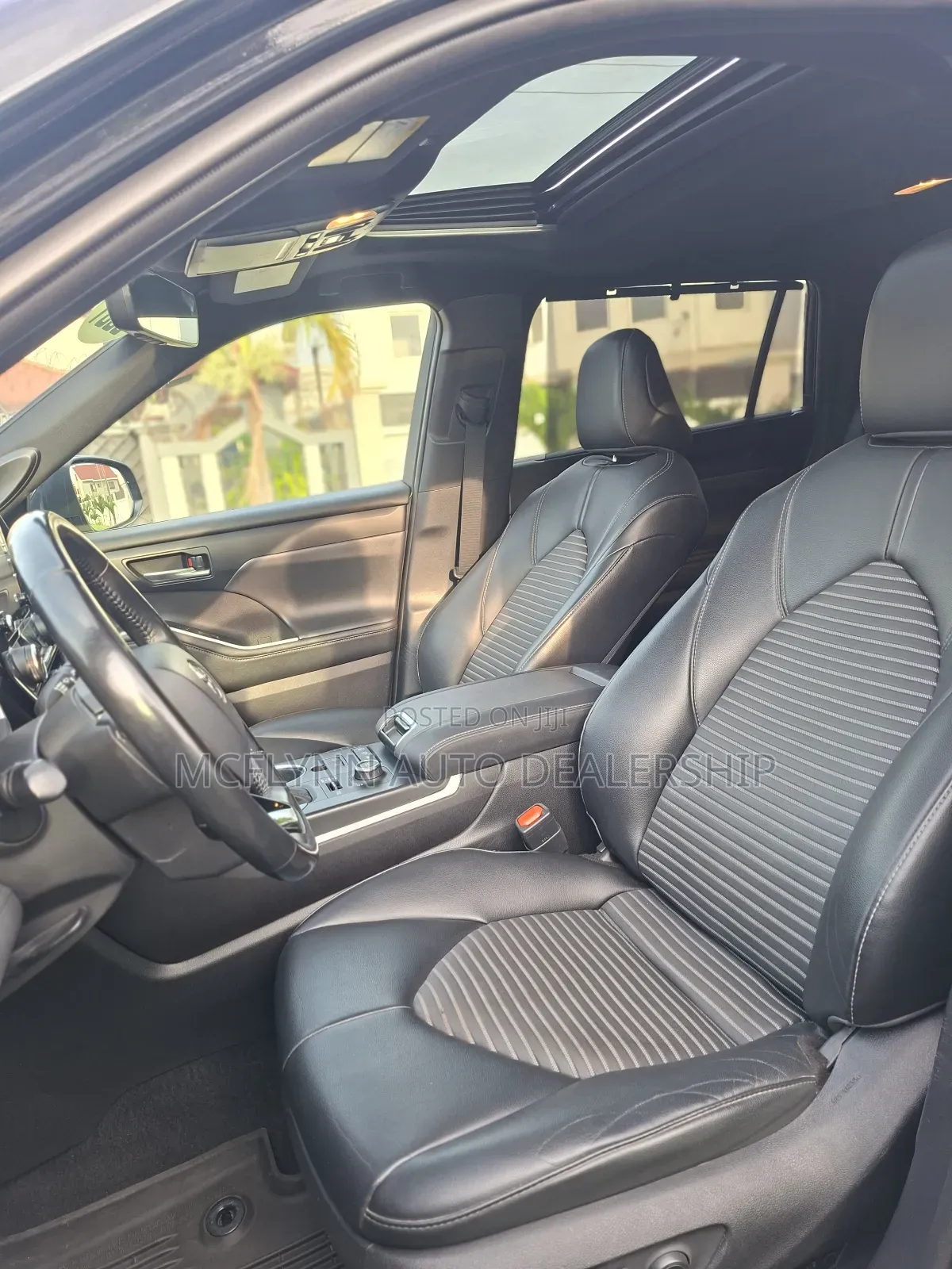 Toyota Highlander XSE 2021 Black