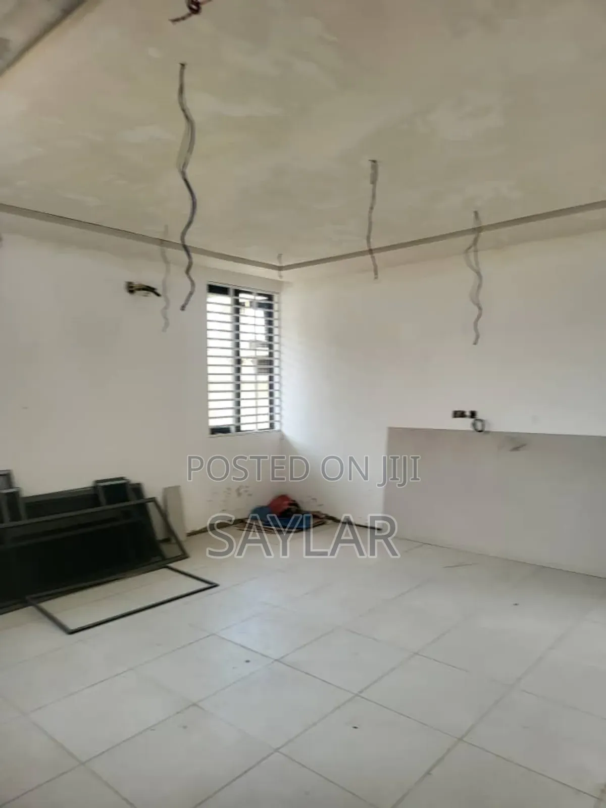 Furnished 4bdrm Duplex in Enjoy Estates, Tema Metropolitan for sale