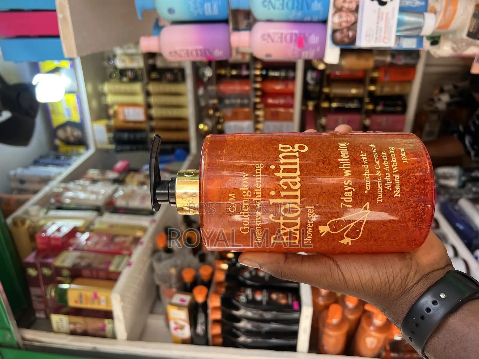 Golden Glow Intensive Whitening Exfoilating Shower Gel