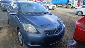 Toyota Belta 2010 Blue