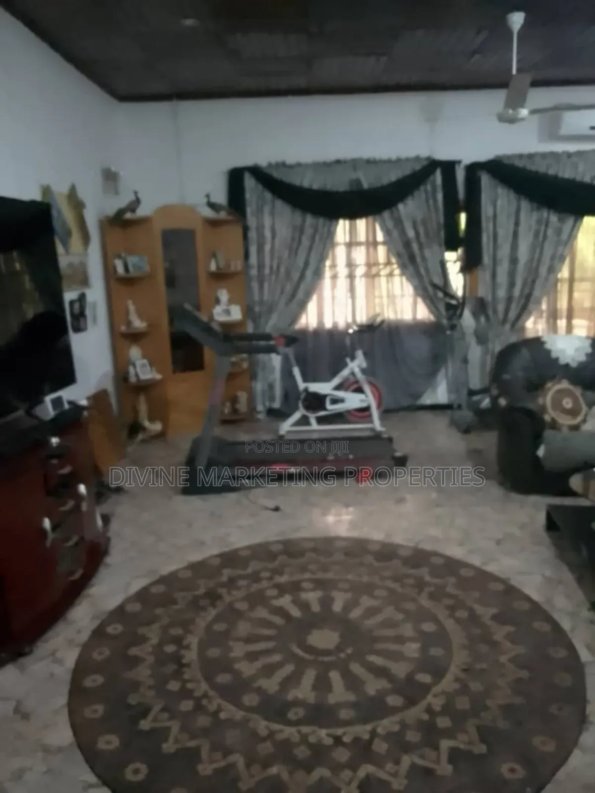 16bdrm House in Seven Days Area, Ofankor for sale
