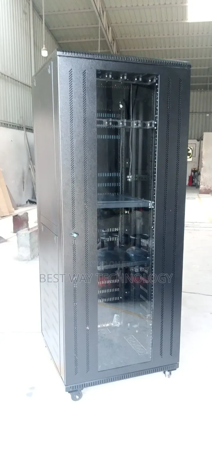 42u 600× 800 Cabinet
