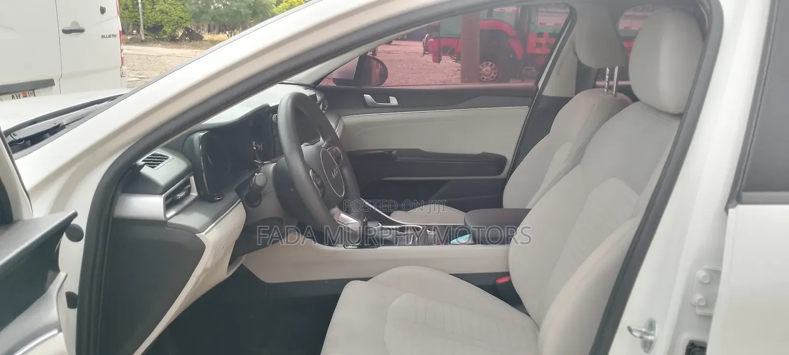 Kia K5 2022 White