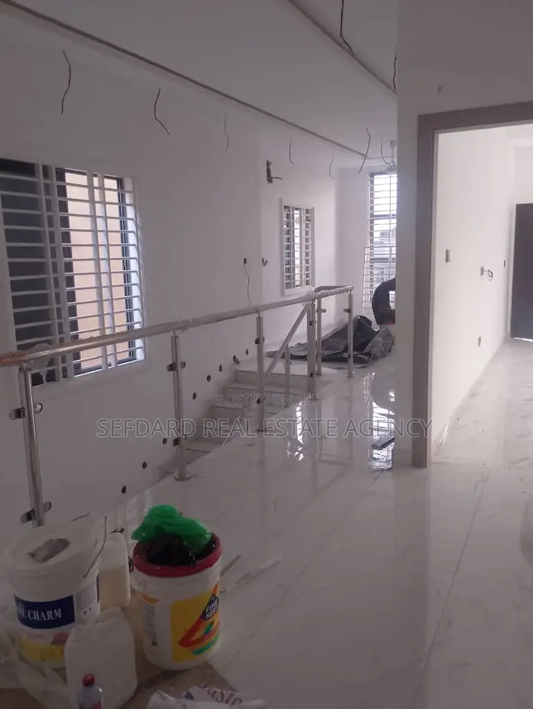 4bdrm Duplex in Pokuase for sale