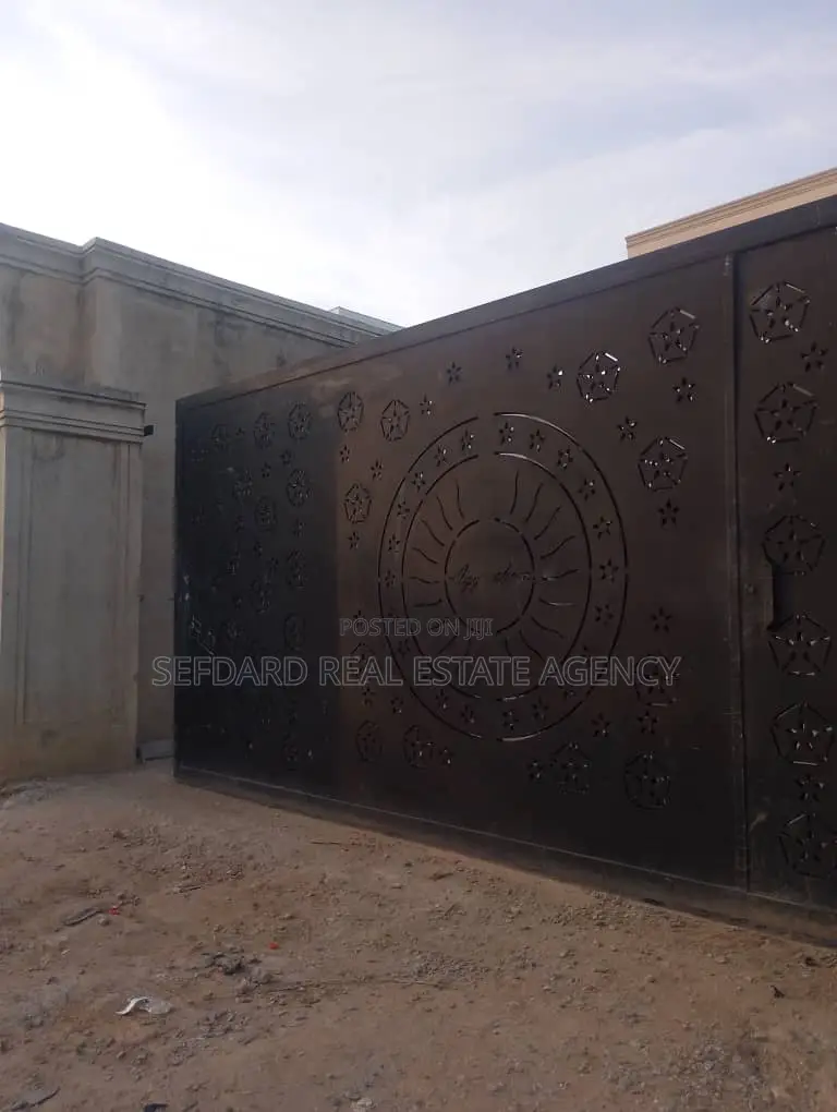 4bdrm Duplex in Pokuase for sale