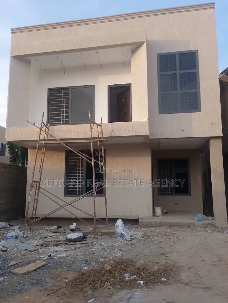 4bdrm Duplex in Pokuase for sale