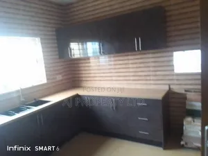 Furnished 3bdrm House in Accra Metropolitan for sale