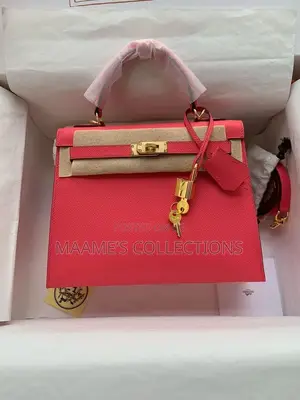 Original Hermes Ladies Handbag (Comes With A Box And A Long Strap )