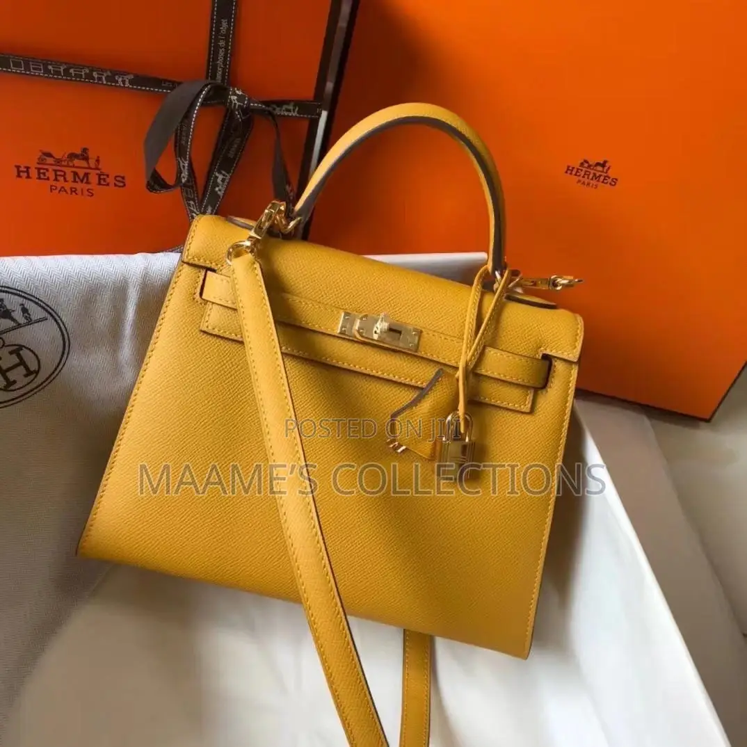 Original Hermes Ladies Handbag (Comes With A Box And A Long Strap )
