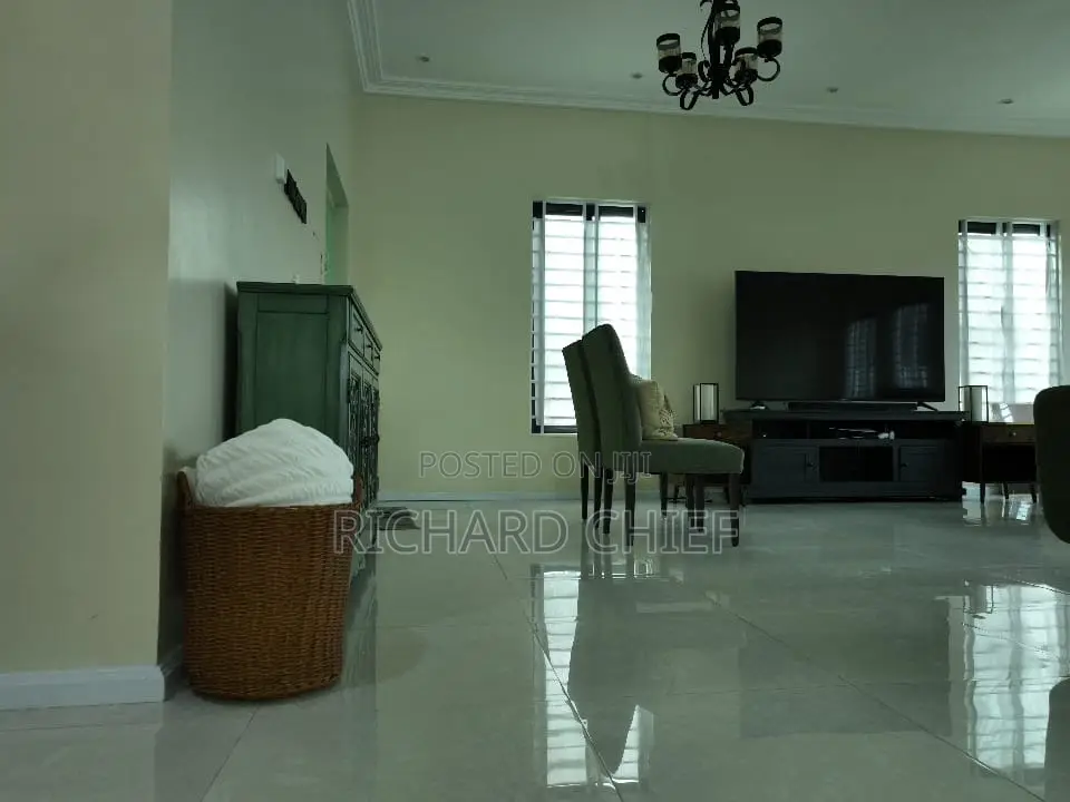 4bdrm House in Pokuase for sale