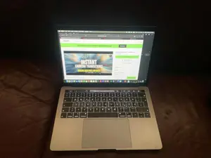 Laptop Apple MacBook Pro 2019 16GB Intel Core i5 eMMC 256GB