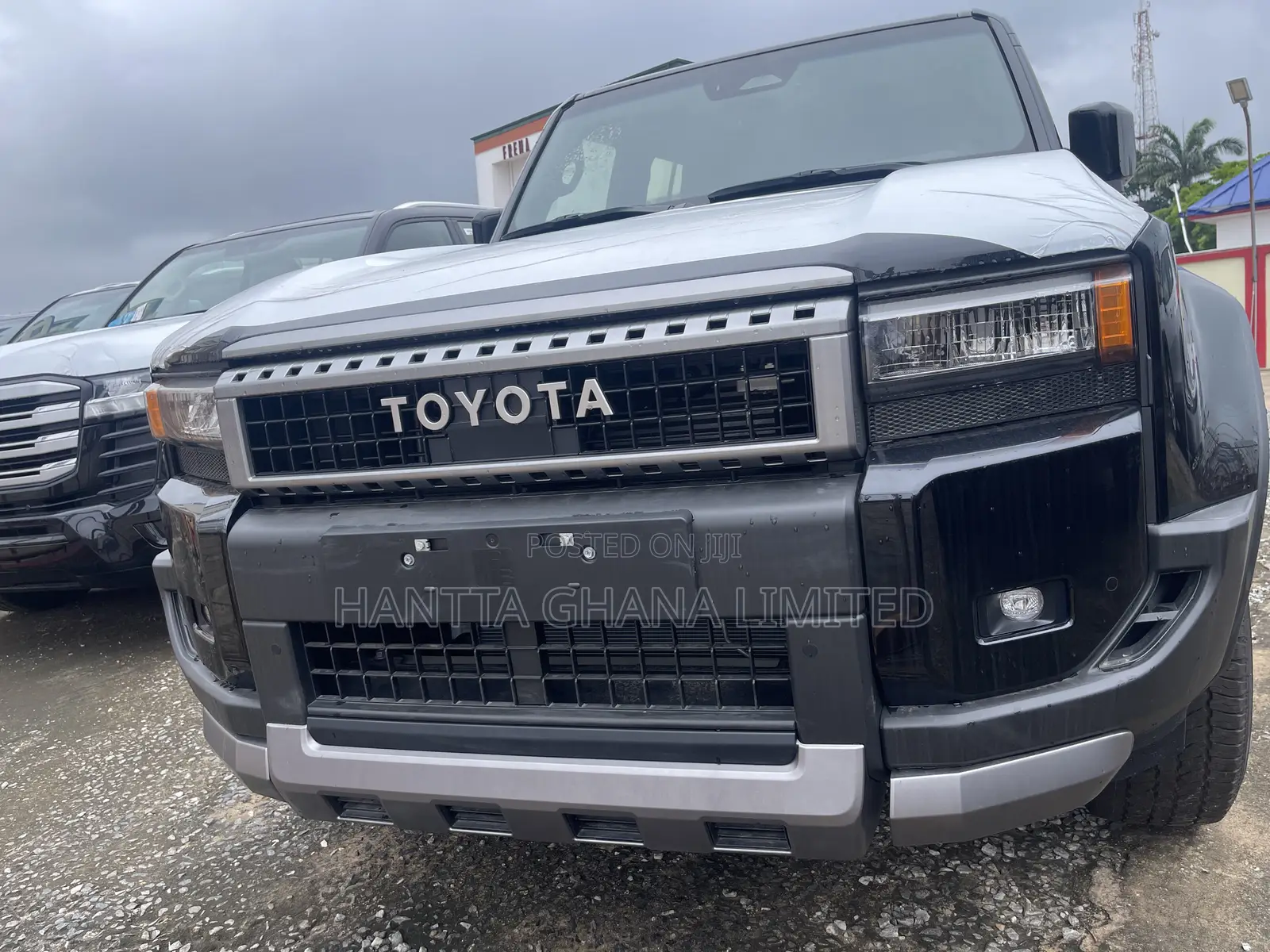 New Toyota Land Cruiser Prado 2.4 Petrol 2025 Black