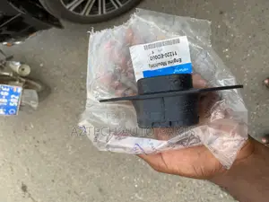 Nissan Versa 2008-2011 Gear Box Seat