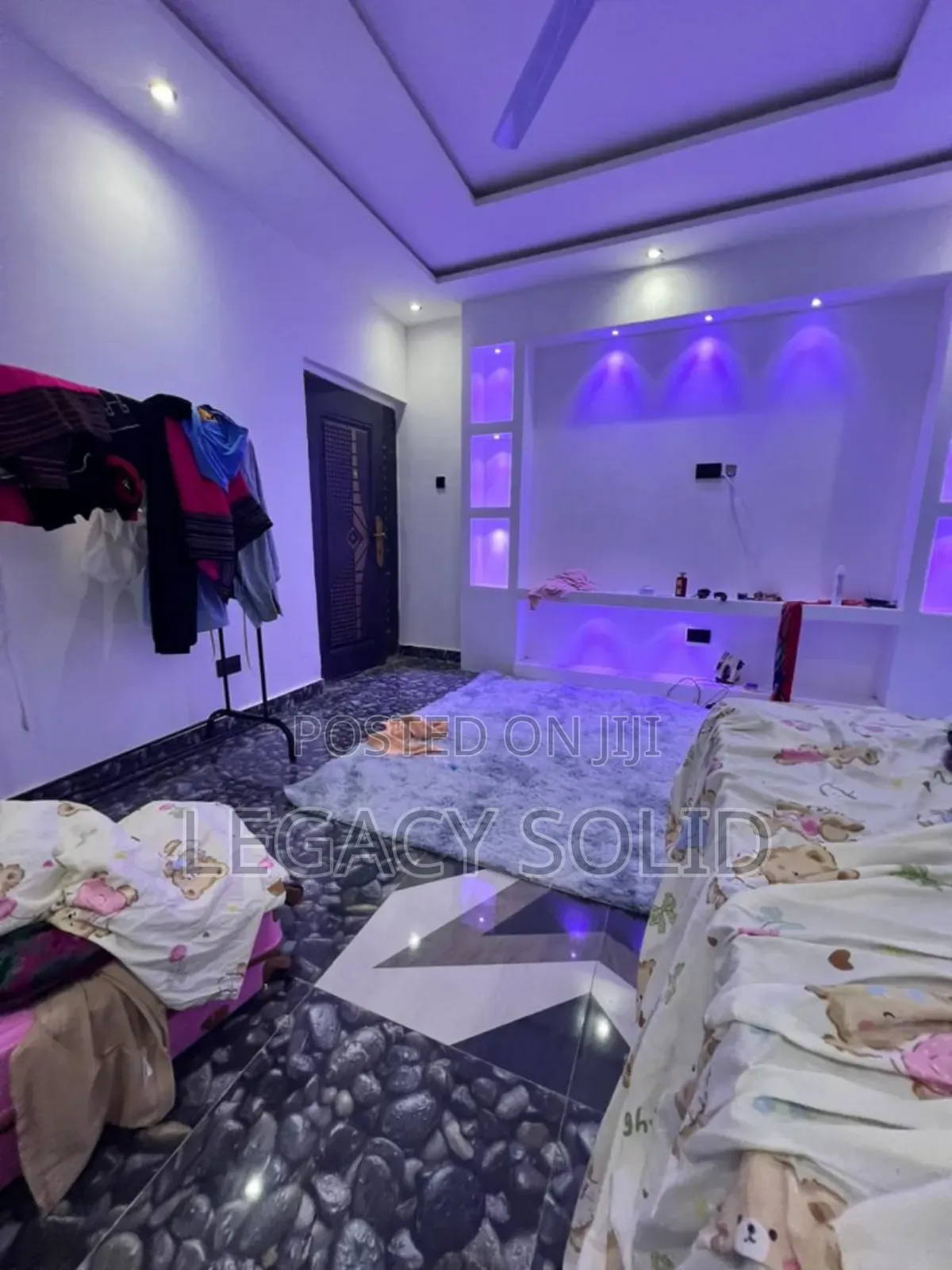 1bdrm Apartment in Legacy  Solid Real, Tseaddo for rent
