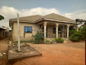 4bdrm House in Mampongteng Dumanafo, Kumasi Metropolitan for sale
