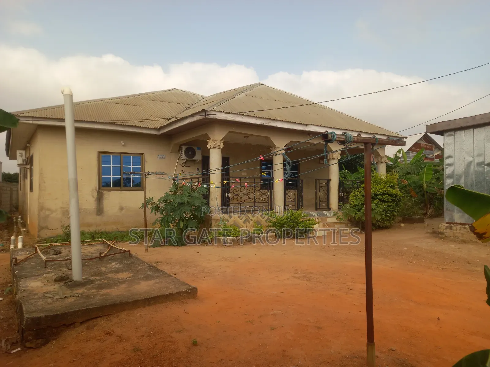 4bdrm House in Mampongteng Dumanafo, Kumasi Metropolitan for sale