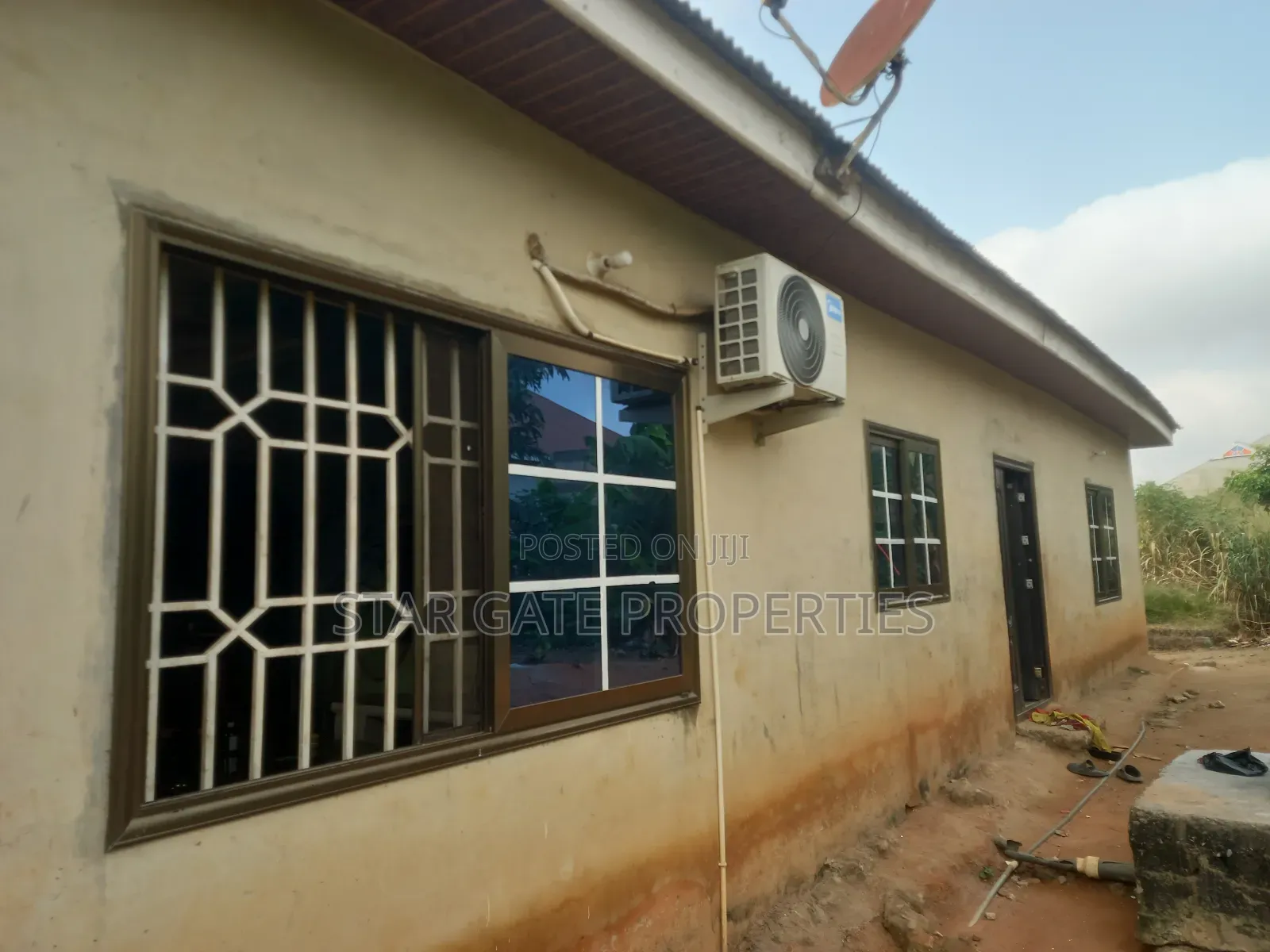 4bdrm House in Mampongteng Dumanafo, Kumasi Metropolitan for sale