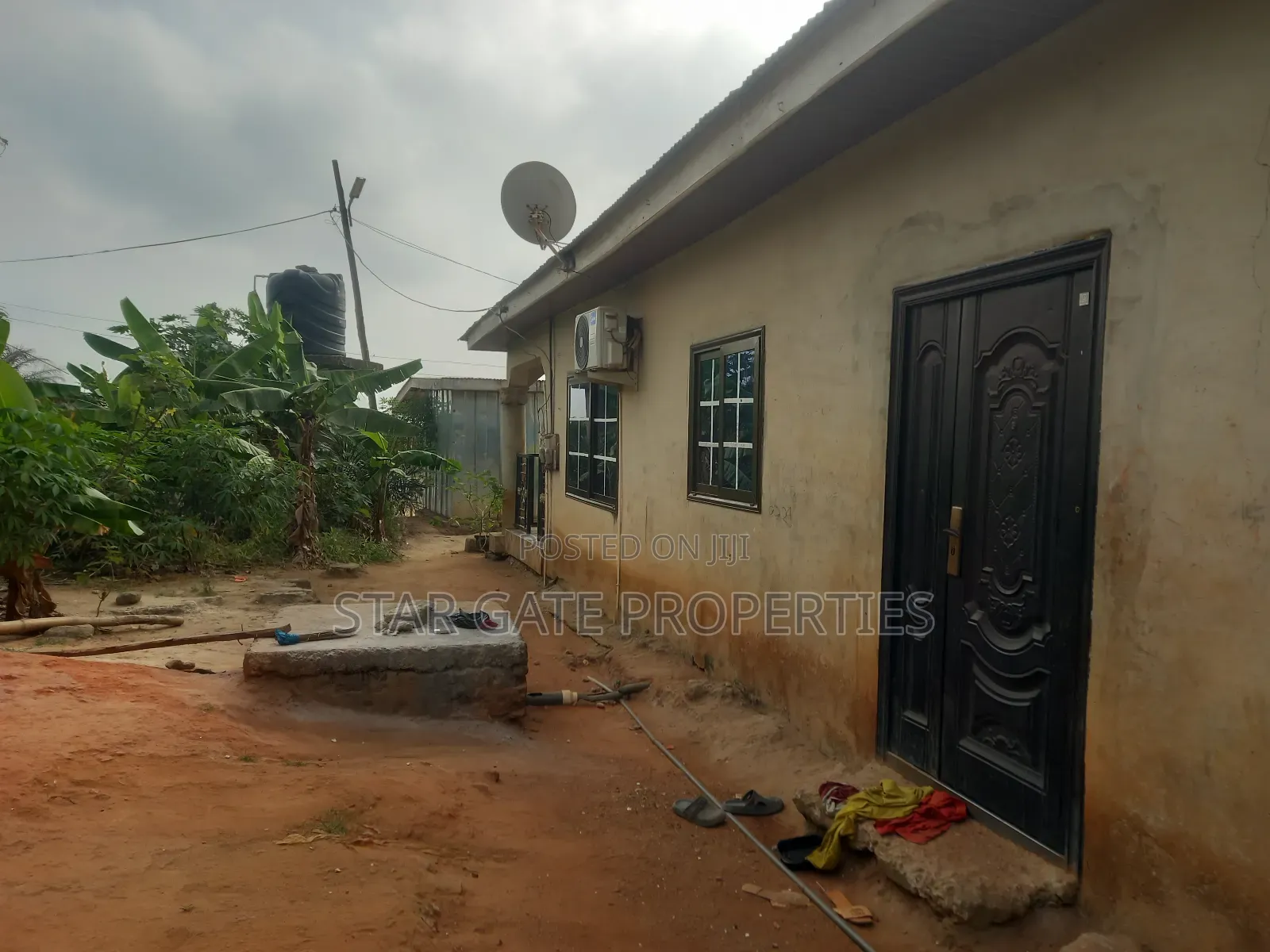 4bdrm House in Mampongteng Dumanafo, Kumasi Metropolitan for sale