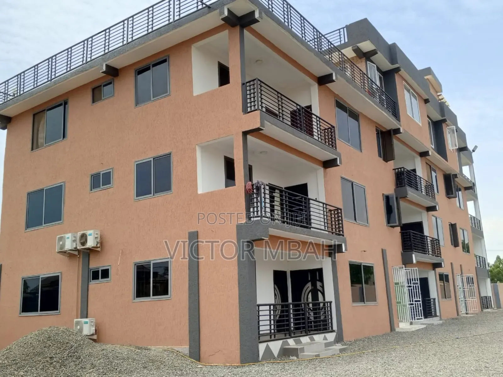 2bdrm Penthouse in Tema Community 25 for rent