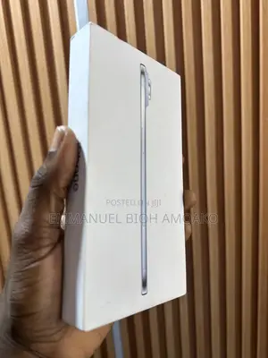 New Apple iPhone Air 256 GB Blue