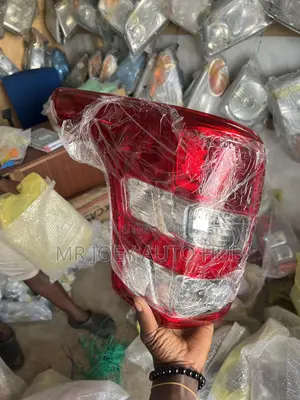 Mitsubishi L200 2015 2016 2017 2018 Tail Light
