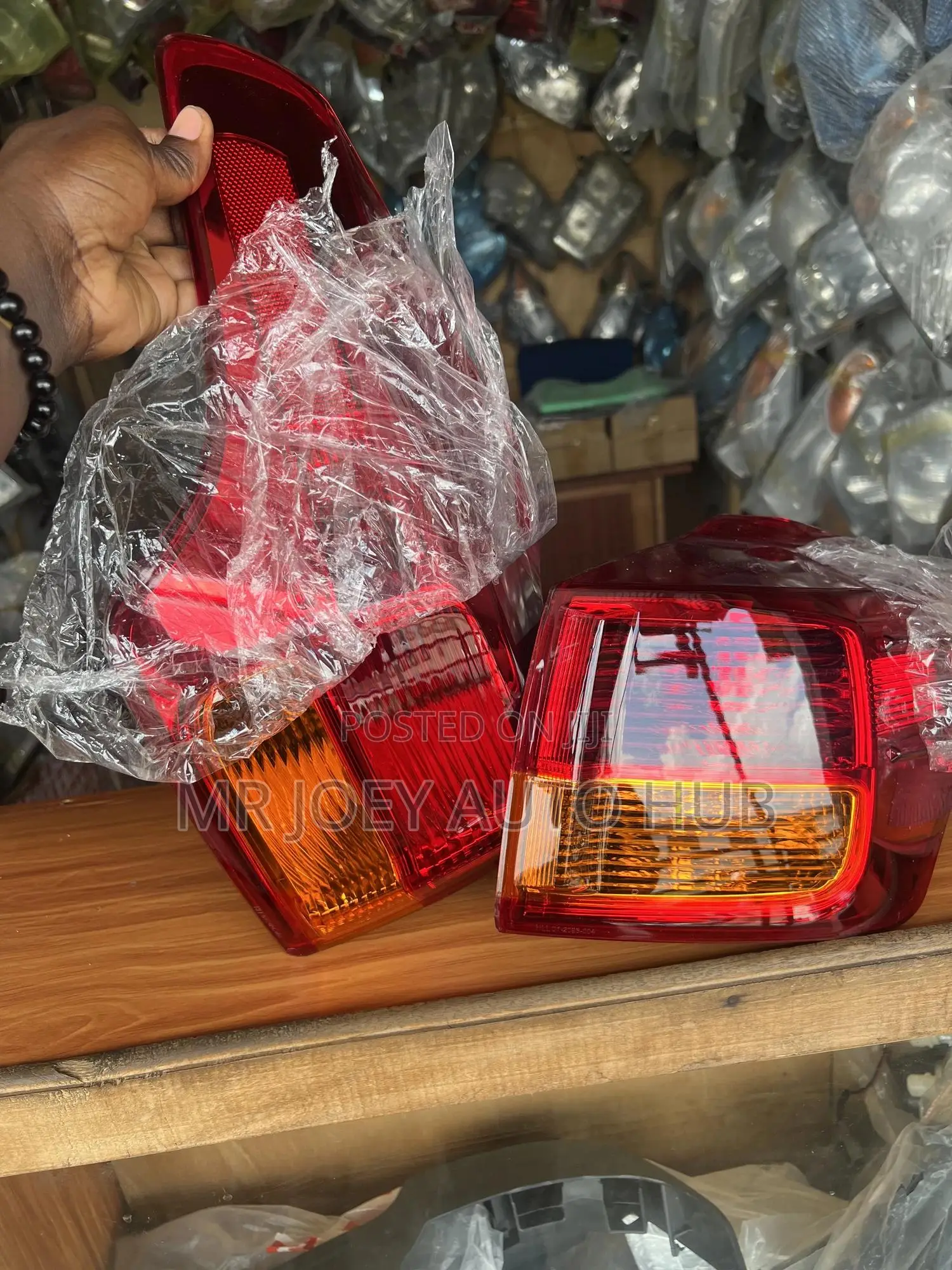 Toyota Rav4 2014 2015 2016 Tail Lights