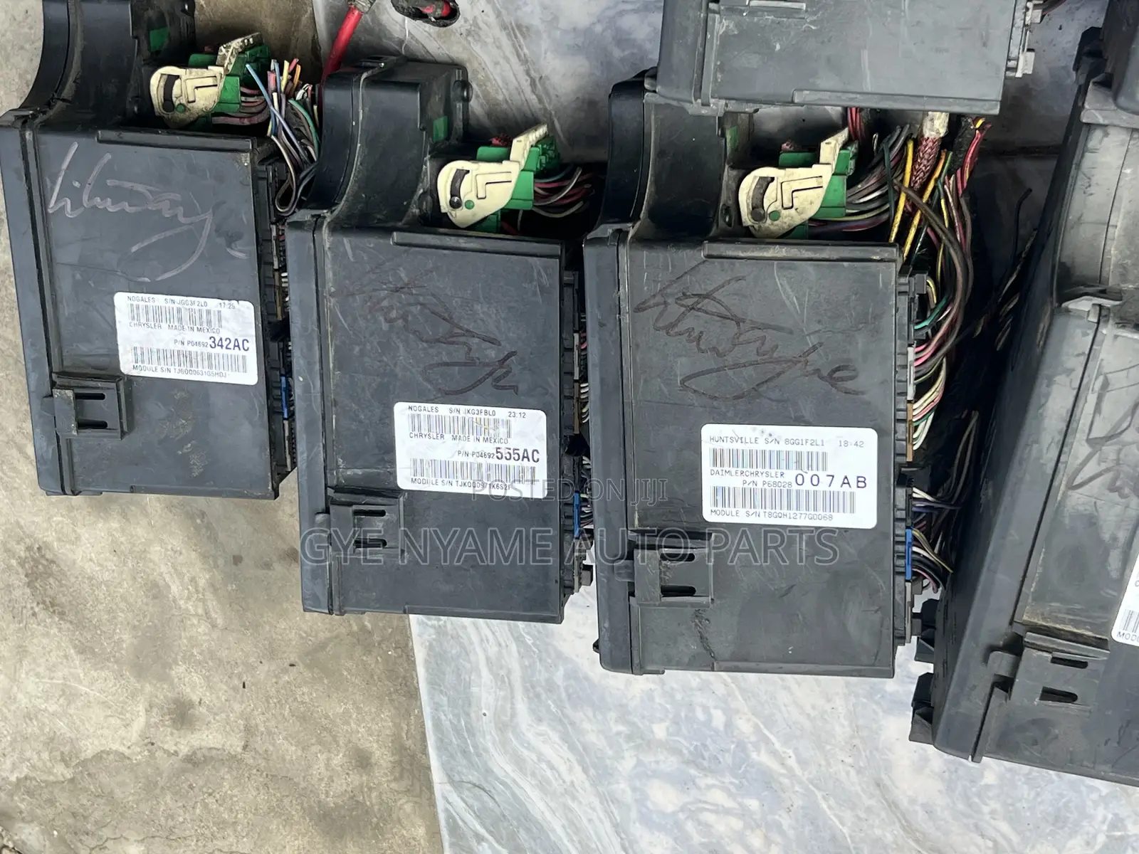 Dodge Caliber Engine Fuse Box