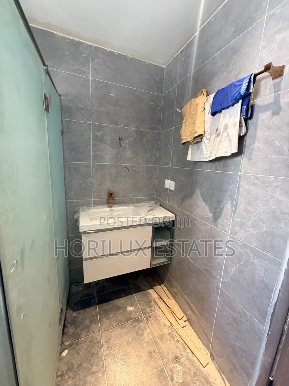 3bdrm Townhouse/Terrace in West Trassaco, Greater Accra for sale