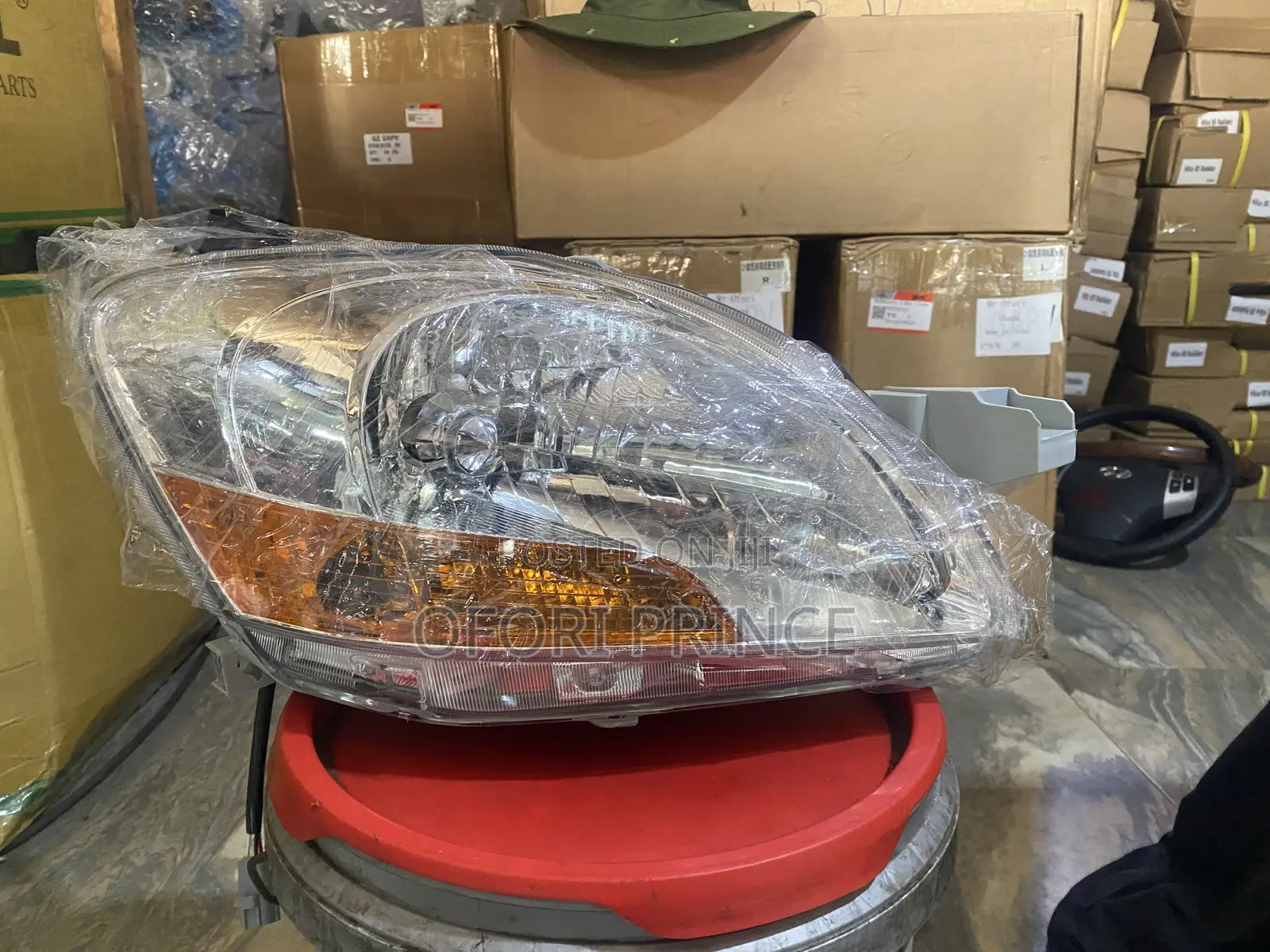 Toyota Yaris 2008-2010 Headlight