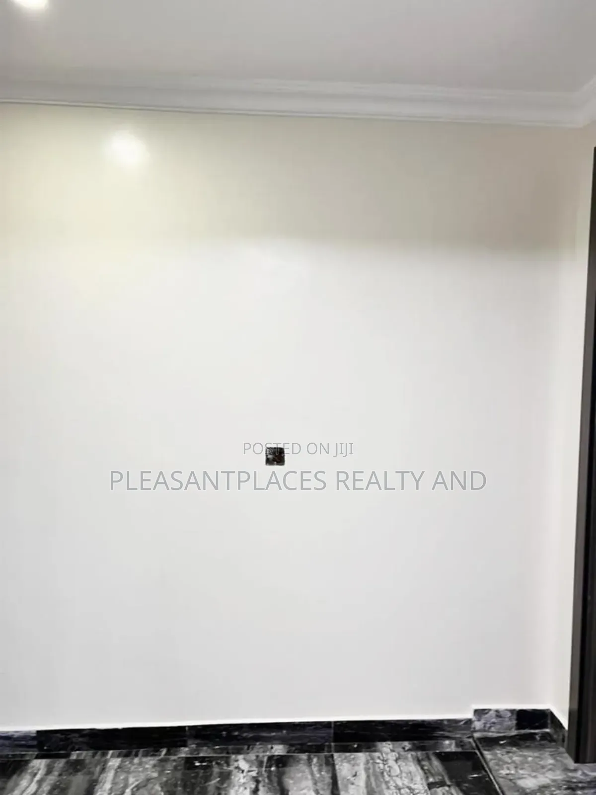 3bdrm Apartment in Pleasantplaces, Abelemkpe for rent