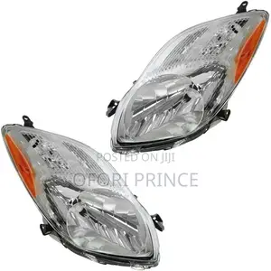 Toyota Vitz 2006-2008 Headlight