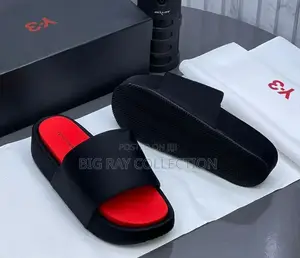 Y-3 Slippers