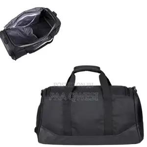 Lightweight Fitness Duffel Bag With Multi-Pocket Design