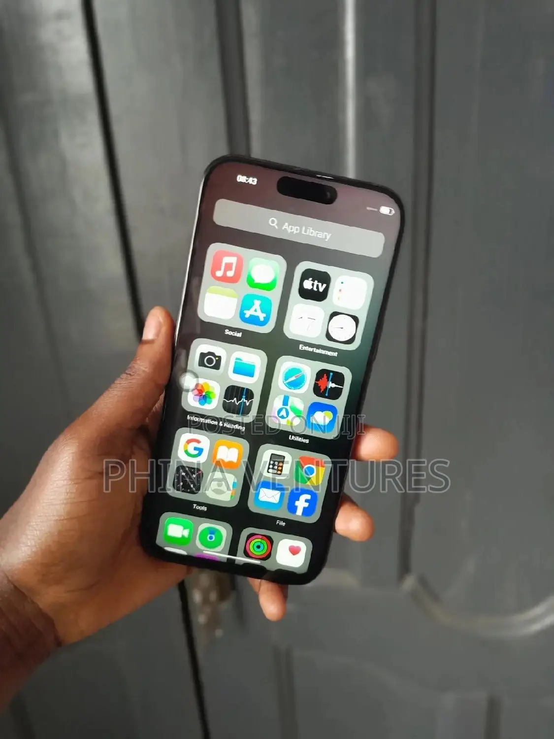New Apple iPhone 16 Pro Max 1 TB Black