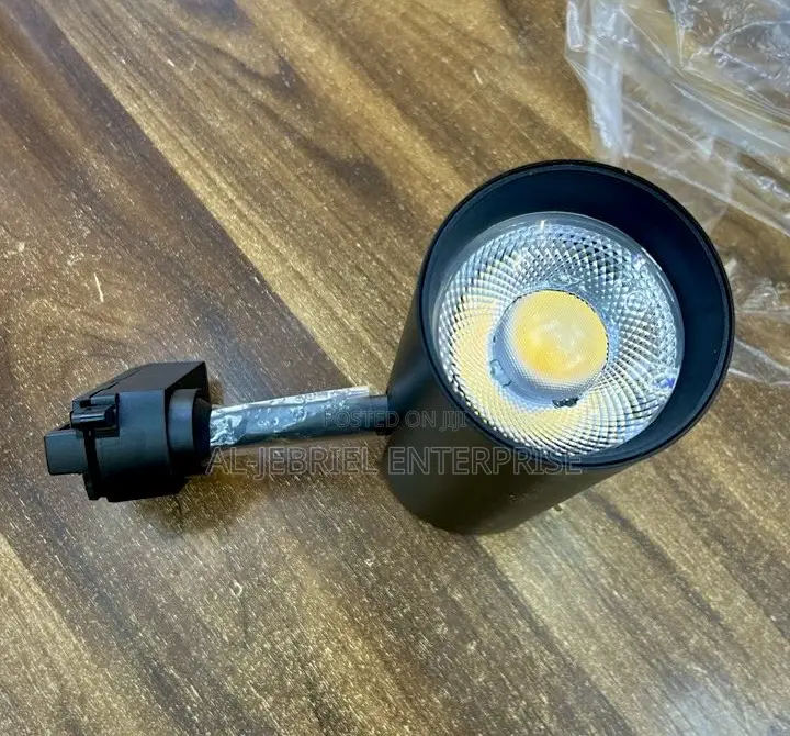 Single Spotlight