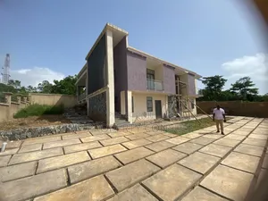 4bdrm House in Aburi for sale