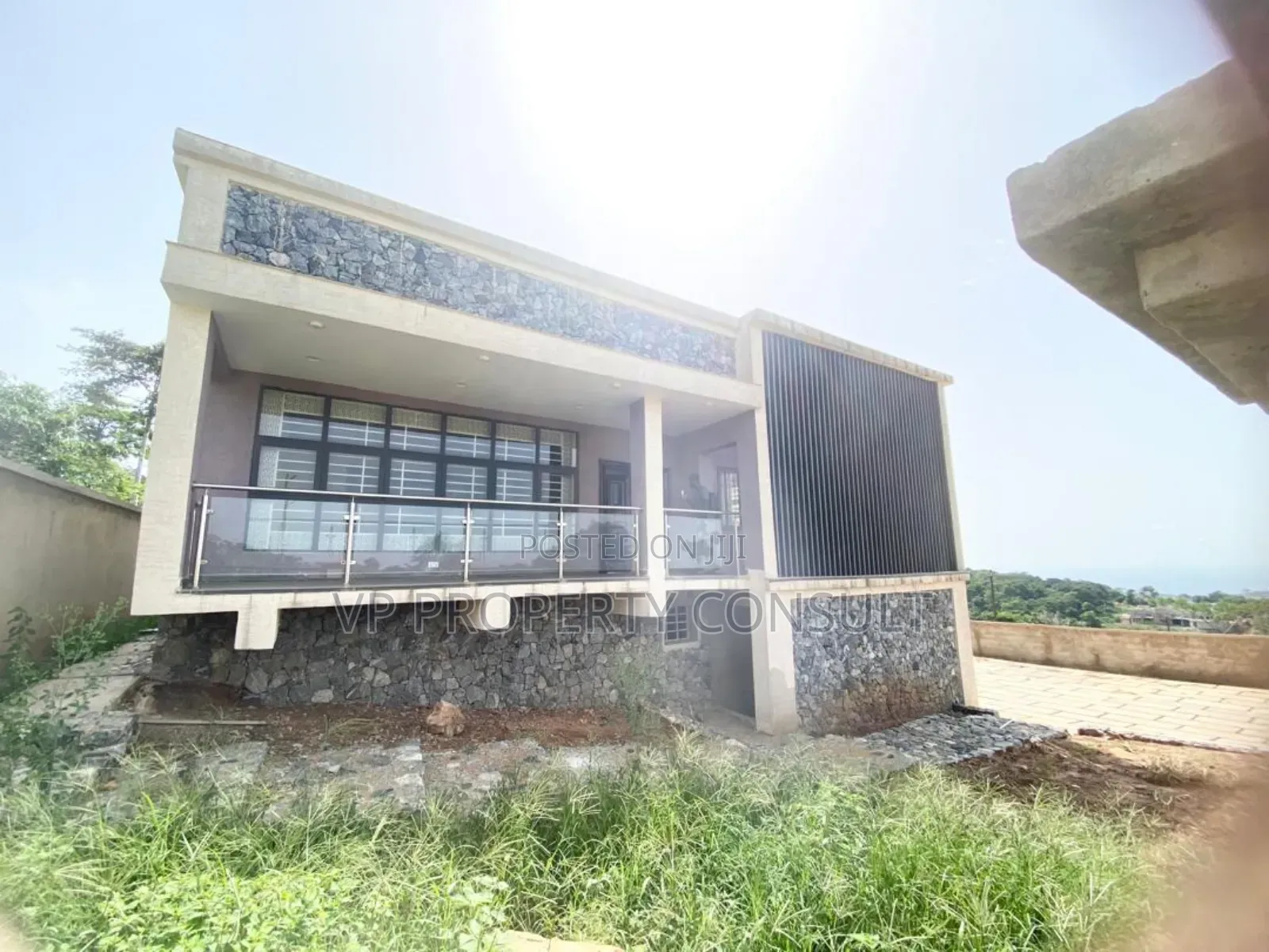 4bdrm House in Aburi for sale