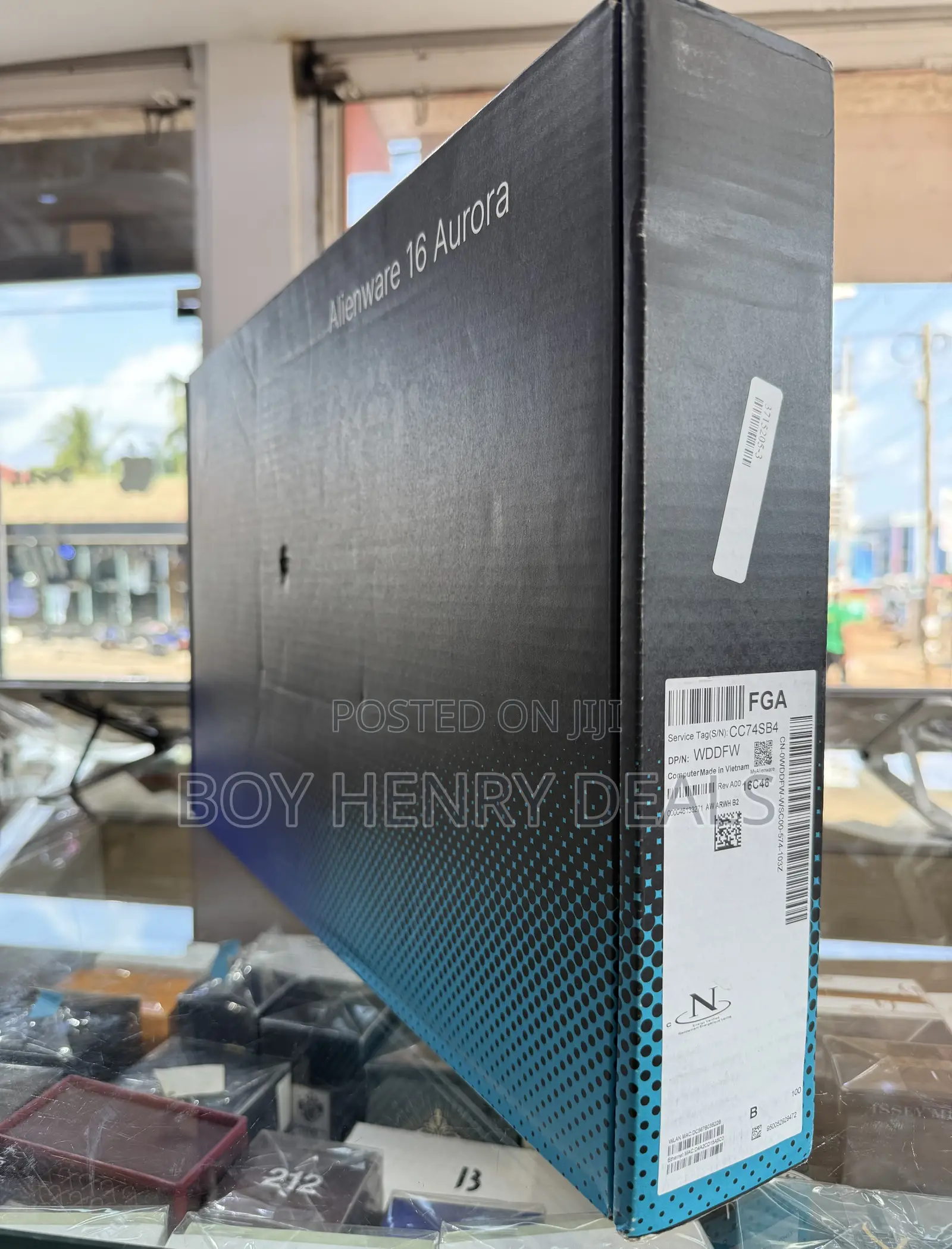 New Laptop Dell Alienware 16 Aurora 16GB Intel Core 7 SSD 1T