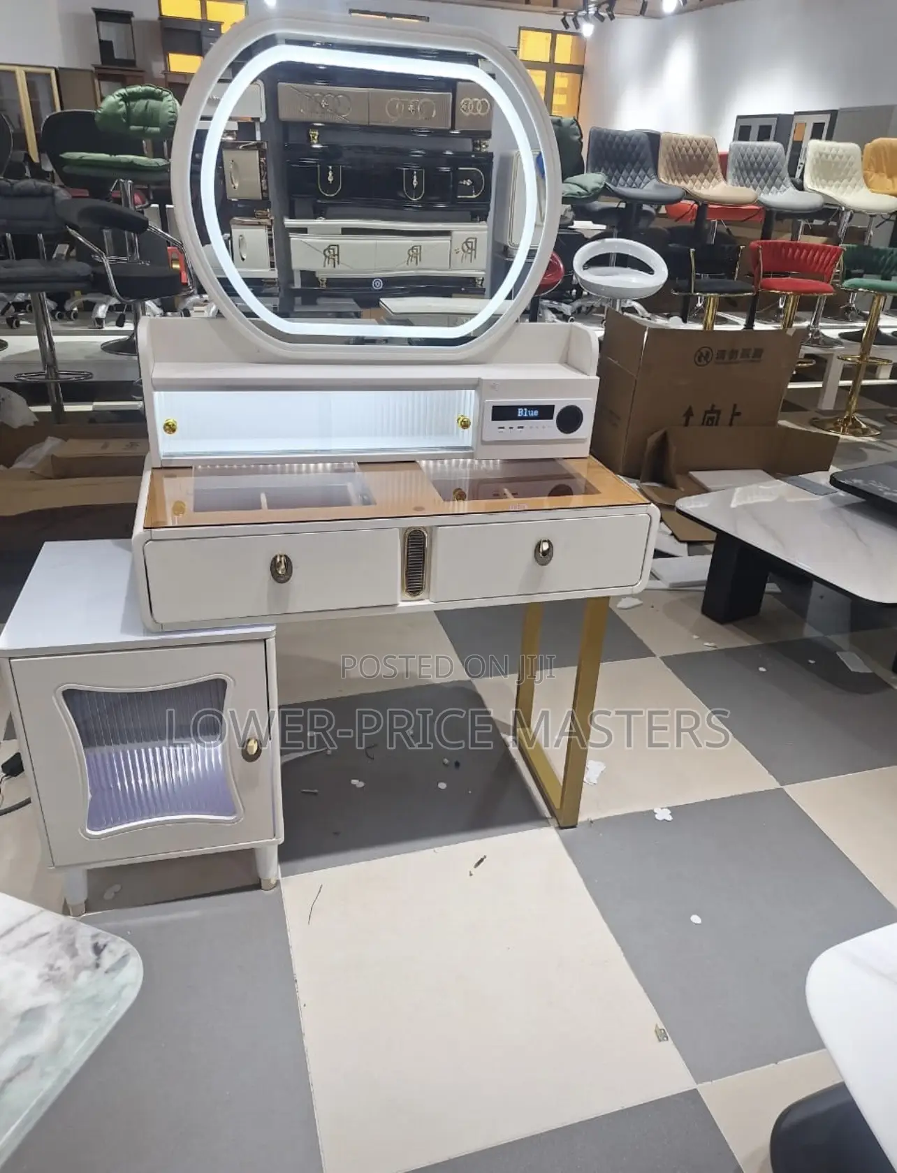 Electric Dressing Mirror With Bluetooth and Led Light