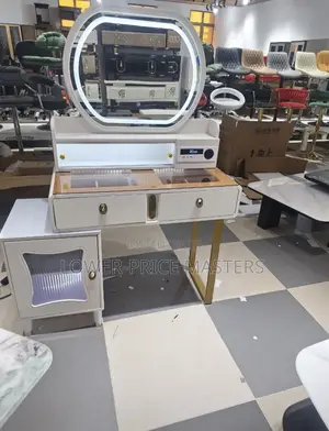 Electric Dressing Mirror With Bluetooth and Led Light