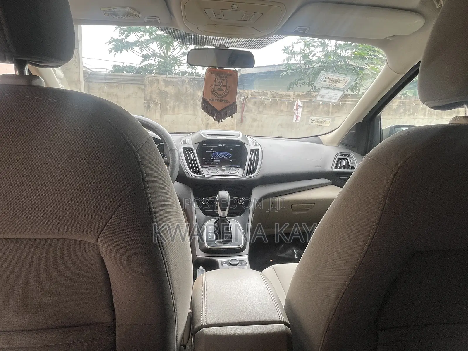 Ford Escape SE 4dr SUV AWD (1.6L 4cyl Turbo 6A) 2014 Gold