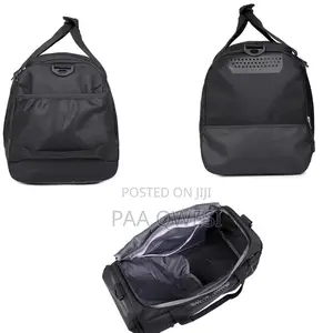 Foldable Gym Bag With Large Storage Capacity