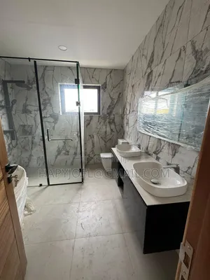 4bdrm House in Dzorwulu for rent