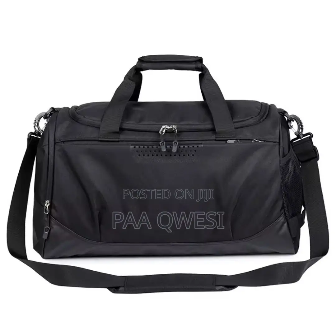 High-Quality Unisex Sports Bag With Strong Zippers
