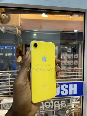 Apple iPhone XR 64 GB Yellow