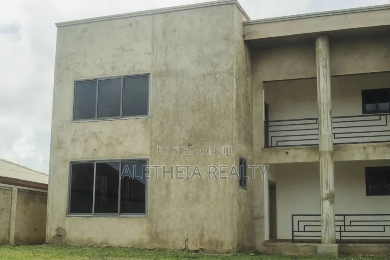 4bdrm Duplex in Prampram for sale
