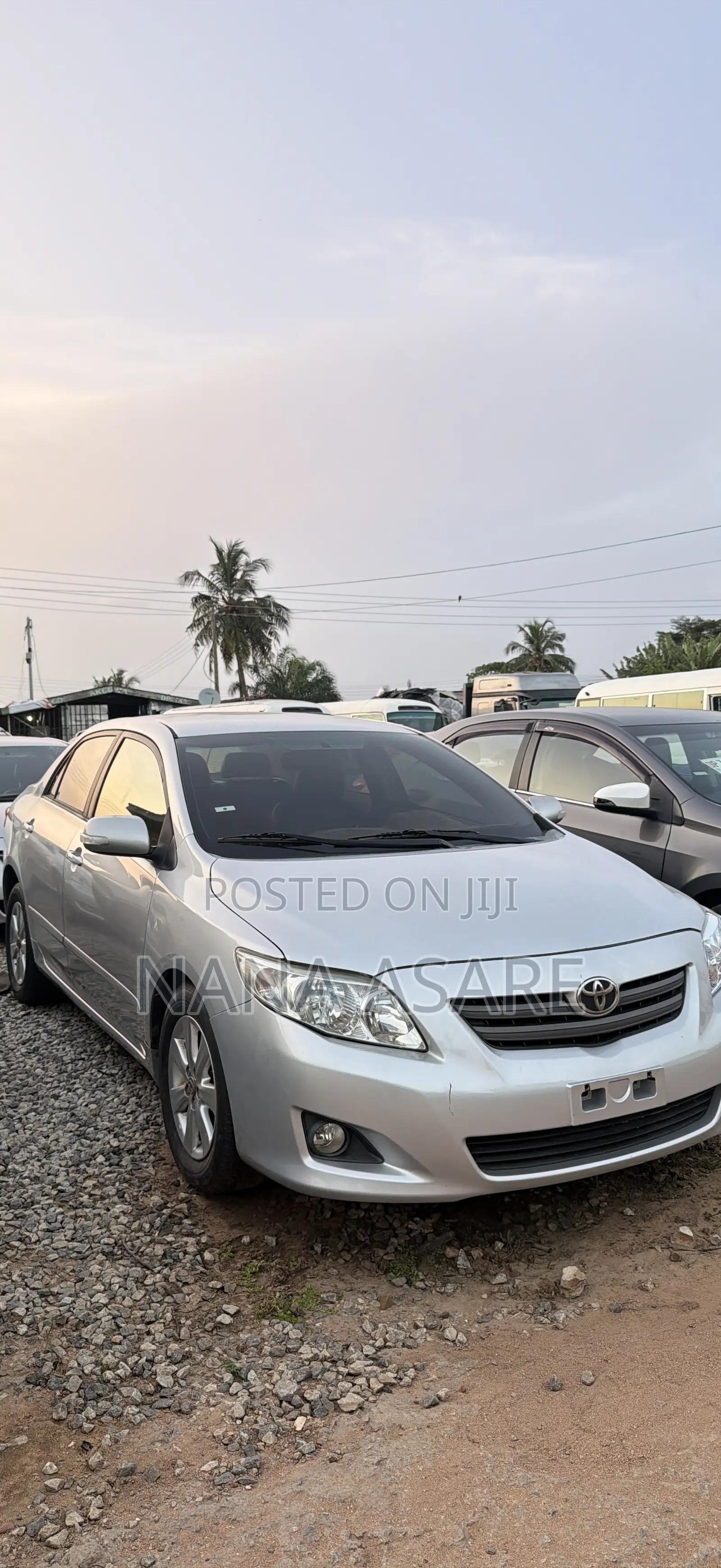 Toyota Corolla LE 4dr Sedan (1.8L 4cyl 4A) 2013 Silver