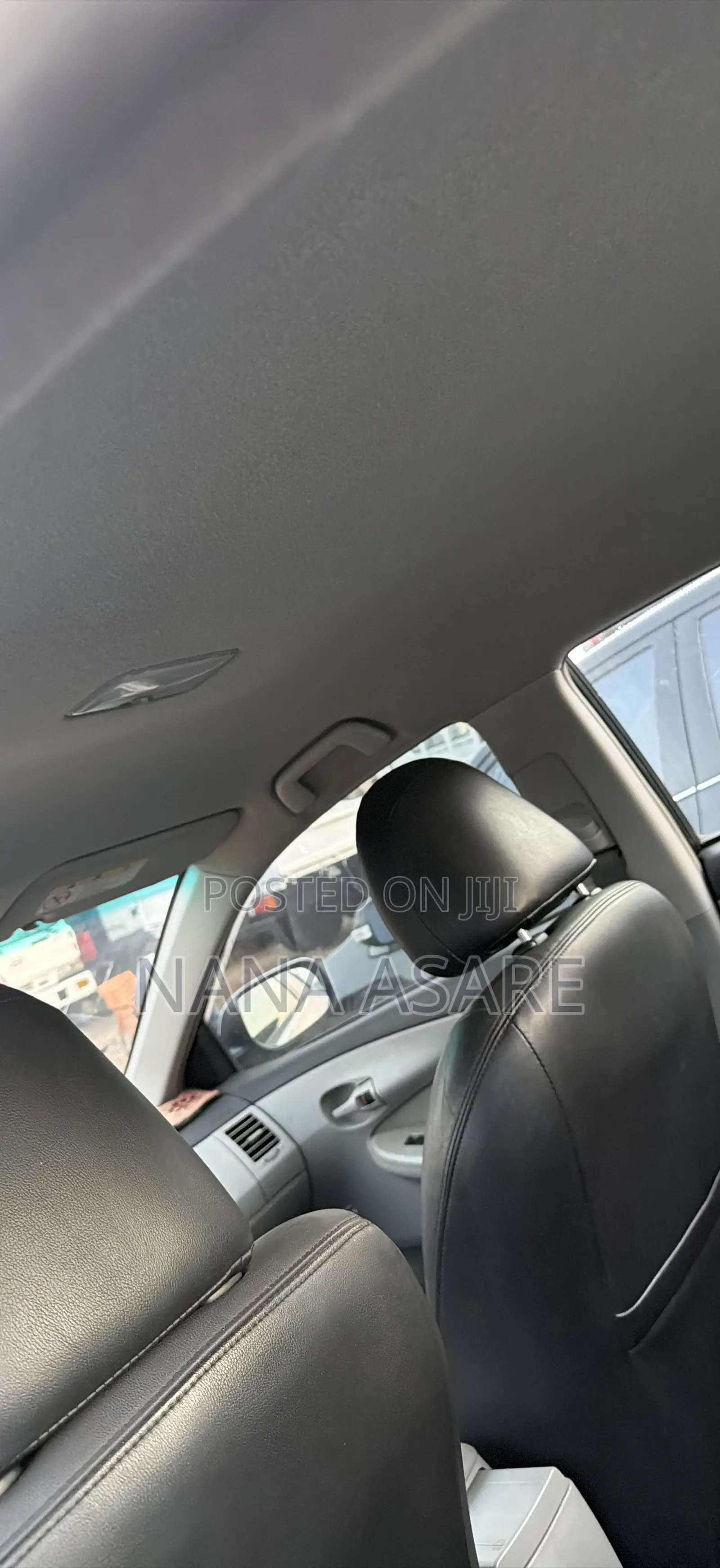 Toyota Corolla LE 4dr Sedan (1.8L 4cyl 4A) 2013 Silver